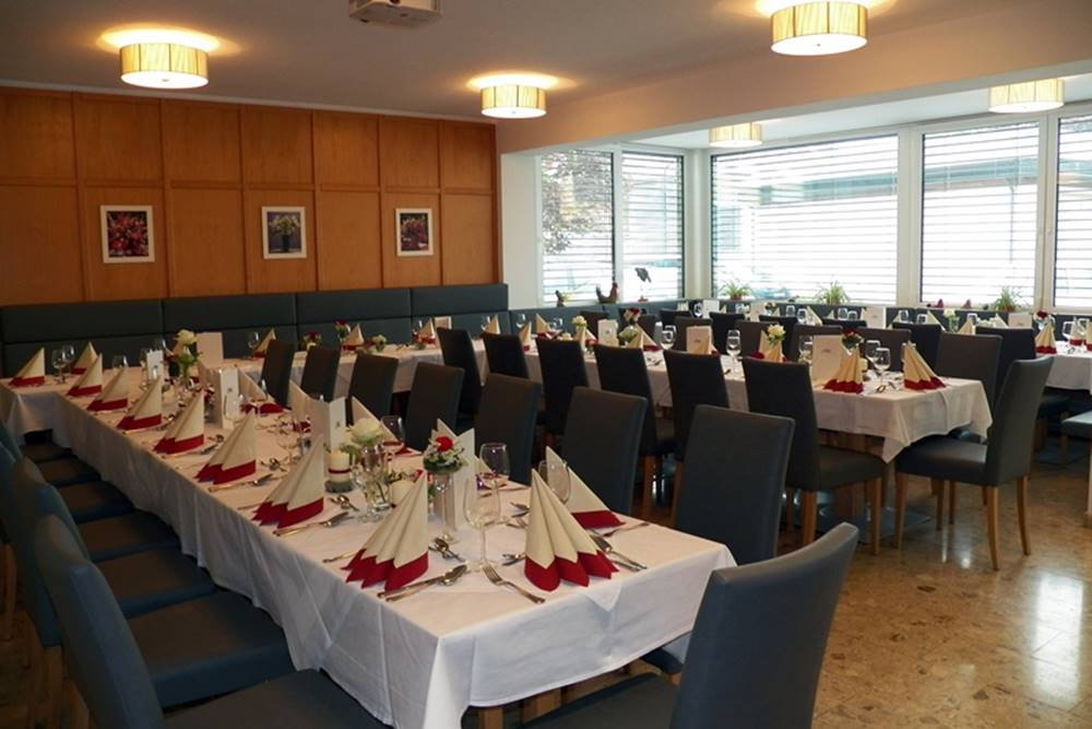 Inzersdorfer Dorfstubn GmbH